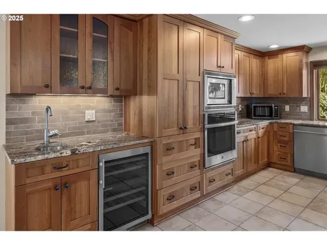 13619 NW 14th Place Vancouver WA 98685