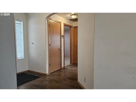 4072 Forsythia Street Springfield OR 97478
