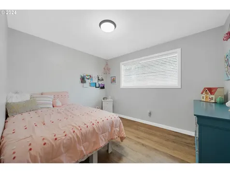4207 Filbert Street Tillamook OR 97141