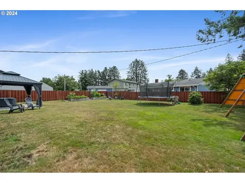 4207 Filbert Street Tillamook OR 97141