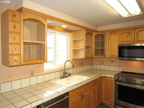 2911 NE 27th Drive Gresham OR 97030