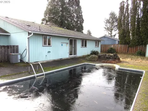 2911 NE 27th Drive Gresham OR 97030