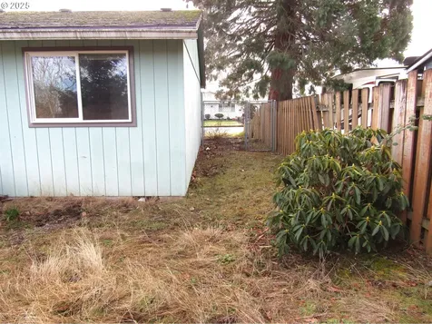2911 NE 27th Drive Gresham OR 97030