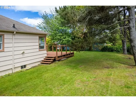1594 6th Street Astoria OR 97103