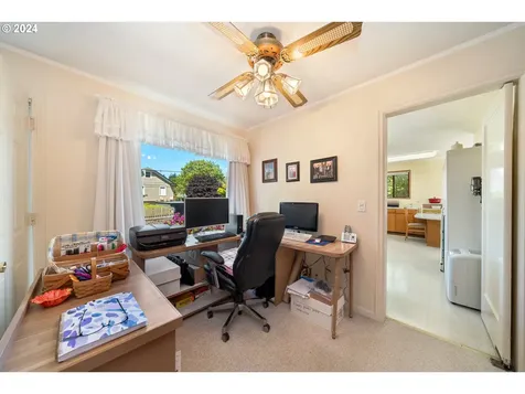 1594 6th Street Astoria OR 97103