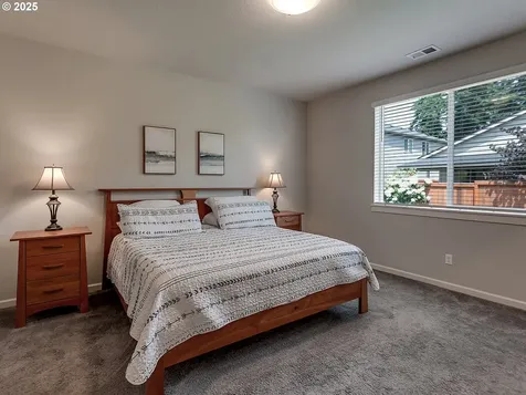 472 SW 16th Avenue Canby OR 97013