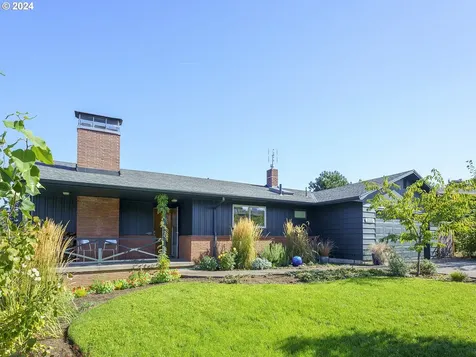 3320 NE 132nd Avenue Portland OR 97230
