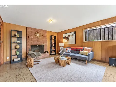 3320 NE 132nd Avenue Portland OR 97230