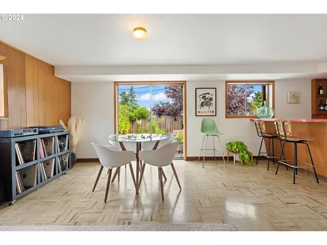 3320 NE 132nd Avenue Portland OR 97230