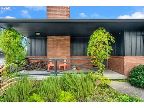 3320 NE 132nd Avenue Portland OR 97230