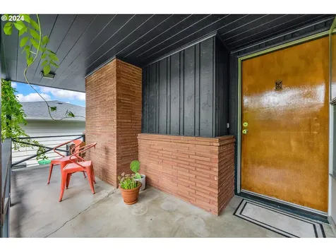 3320 NE 132nd Avenue Portland OR 97230