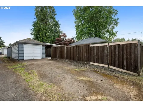 146 SE 75th Avenue Portland OR 97215