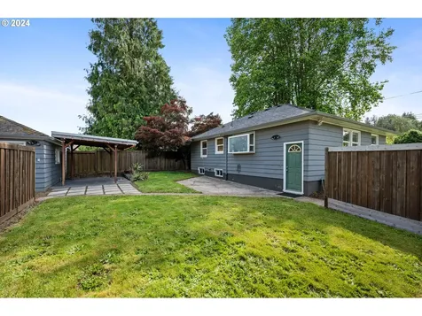146 SE 75th Avenue Portland OR 97215
