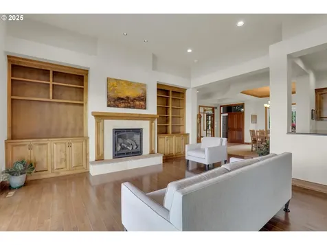 16953 SW Parrett Mountain Road Sherwood OR 97140