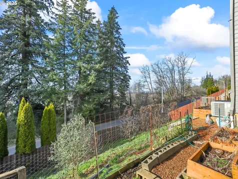 1355 NE Rockwell Drive Estacada OR 97023