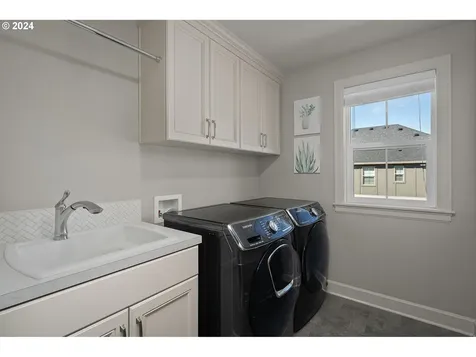 4173 NW Ashbrook Drive Portland OR 97229