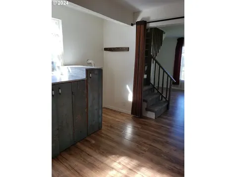 574 N Collier Street Coquille OR 97423