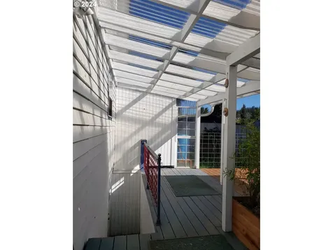 574 N Collier Street Coquille OR 97423