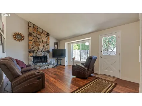 11835 Sw Wilkens Lane Beaverton OR 97008