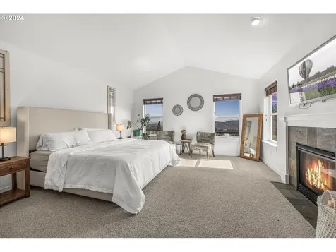 14632 Se Vista Heights Street Happy Valley OR 97086