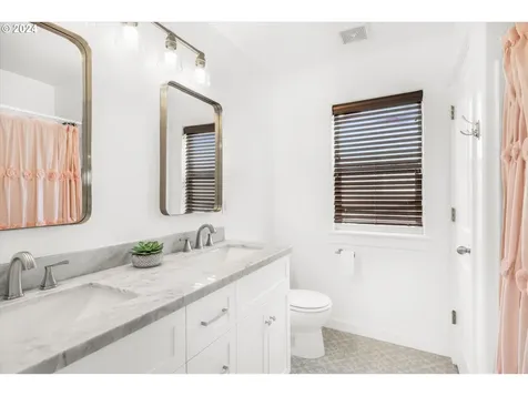 14632 Se Vista Heights Street Happy Valley OR 97086