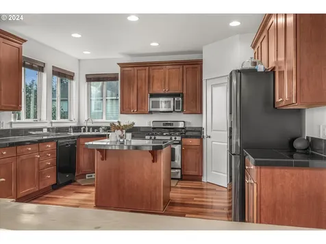14632 Se Vista Heights Street Happy Valley OR 97086