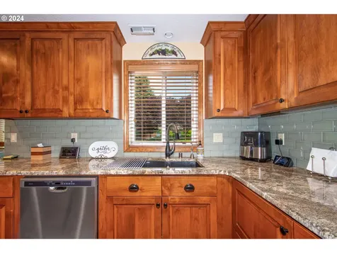 7613 Ne Meadows Drive Vancouver WA 98662