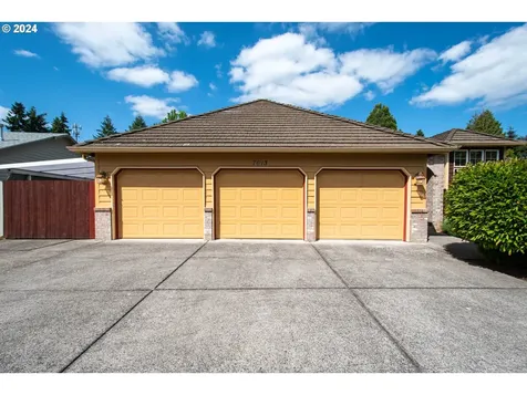 7613 Ne Meadows Drive Vancouver WA 98662