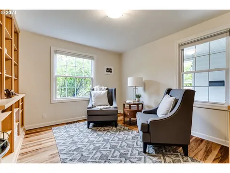 160 W 22nd Avenue Eugene OR 97405