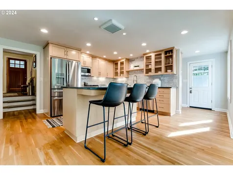 160 W 22nd Avenue Eugene OR 97405