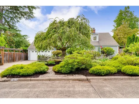 160 W 22nd Avenue Eugene OR 97405