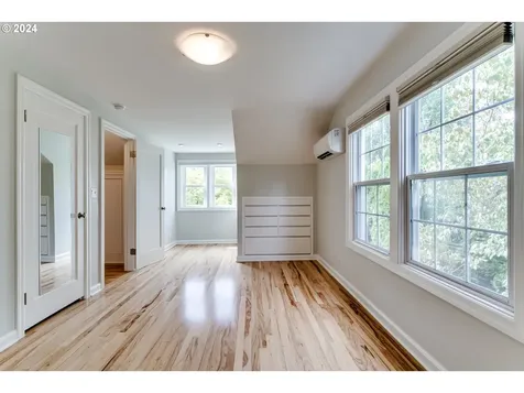 160 W 22nd Avenue Eugene OR 97405