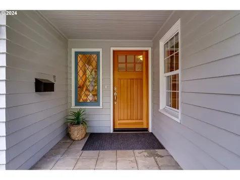 160 W 22nd Avenue Eugene OR 97405
