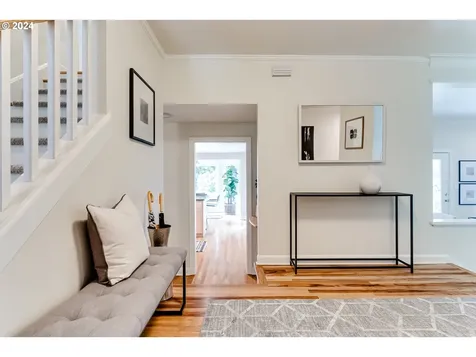 160 W 22nd Avenue Eugene OR 97405