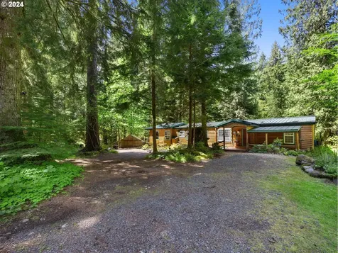 19225 E Aschoff Road Rhododendron OR 97049