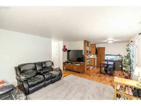 142 Se Miller Avenue Roseburg OR 97470