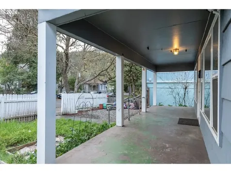 142 Se Miller Avenue Roseburg OR 97470