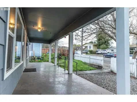 142 Se Miller Avenue Roseburg OR 97470