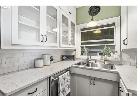 4303 Se 30th Avenue Portland OR 97202