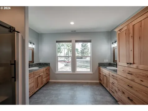 1347 Clark Mill Road Sweet Home OR 97386