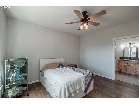1347 Clark Mill Road Sweet Home OR 97386