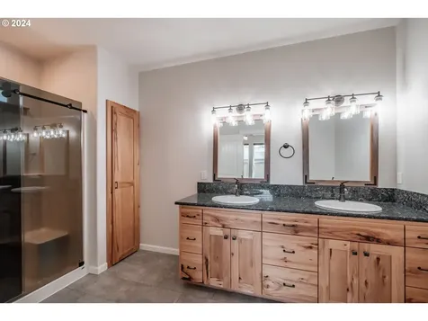 1347 Clark Mill Road Sweet Home OR 97386