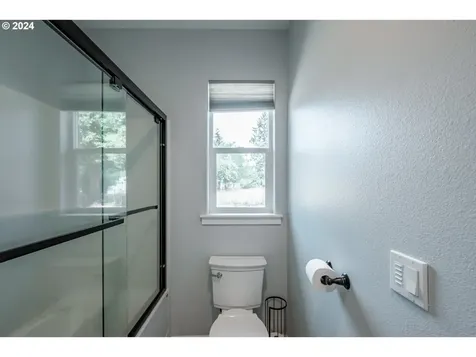 1347 Clark Mill Road Sweet Home OR 97386