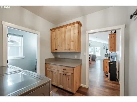 1347 Clark Mill Road Sweet Home OR 97386