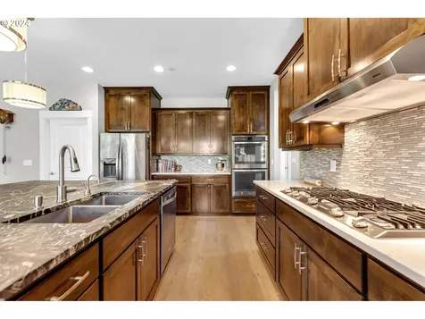 1832 N 8th Street Washougal WA 98671
