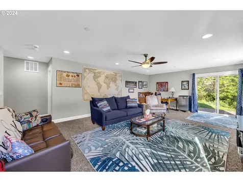 1832 N 8th Street Washougal WA 98671