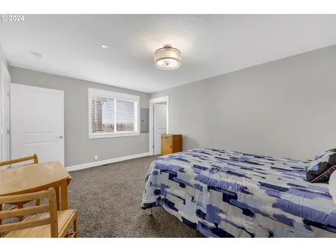 1832 N 8th Street Washougal WA 98671