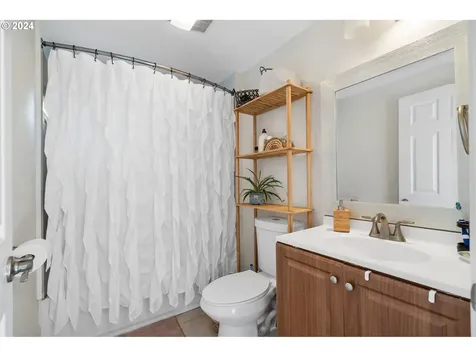 2300 Markle Avenue Vancouver WA 98660
