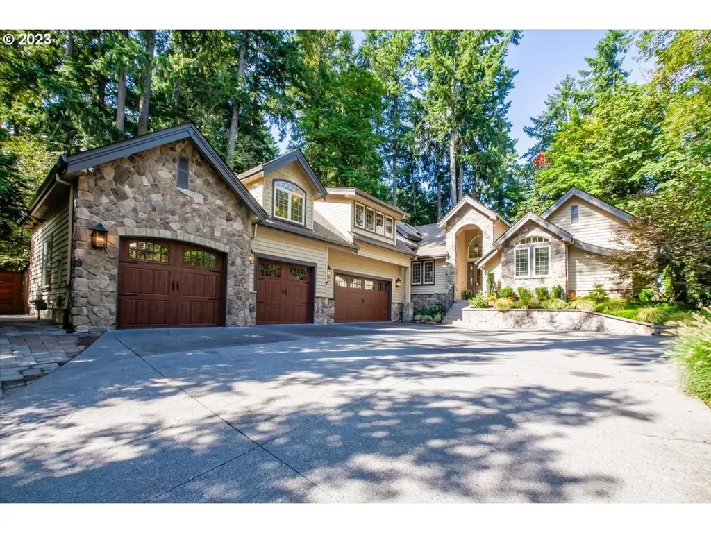 17257 Bryant Road Lake Oswego OR 97035