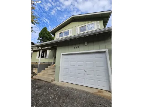 652 Tanglewood Street Sutherlin OR 97479